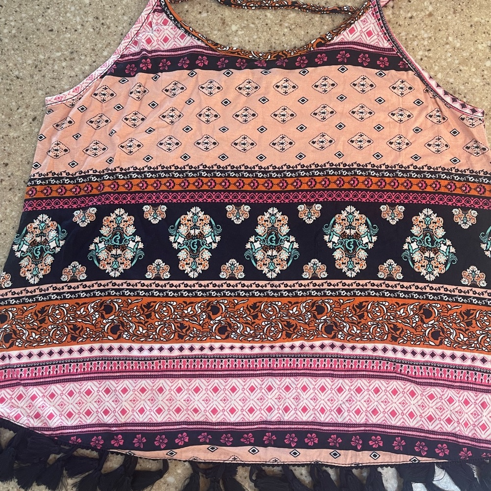 Women’s medium tank top